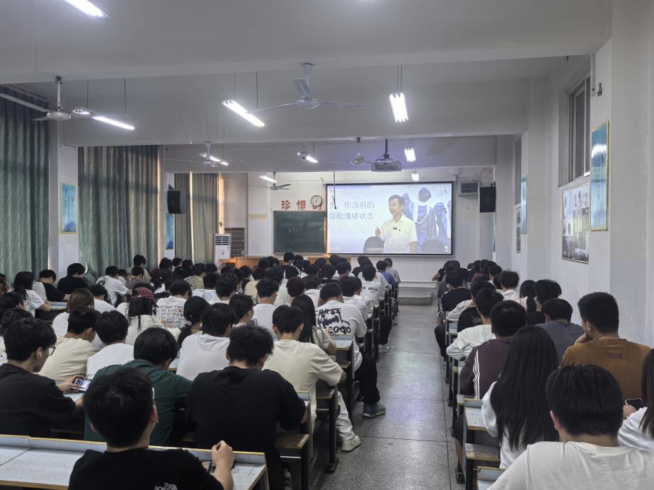 a99cfa25af184de3c95b4bf165569776