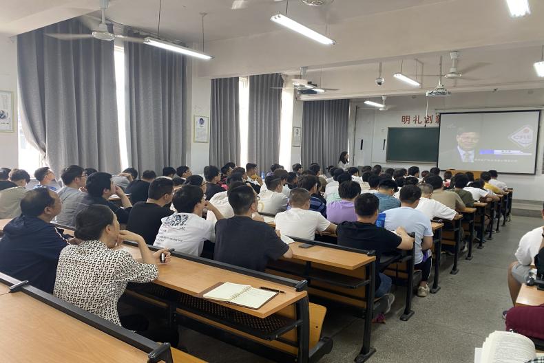 aee07121c22c2b52f5bed9d9ff4e736